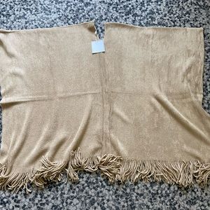 Brand new with tags Shiraleah Taupe Poncho O/S